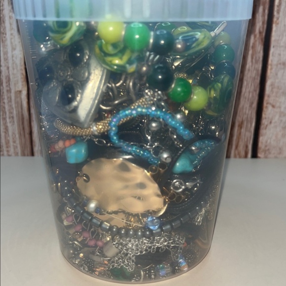 Mystery Jewelry Tub